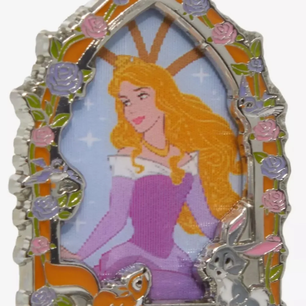 Disney Sleeping Beauty Floral Frame Lenticular Enamel Pin - Picture 1 of 5